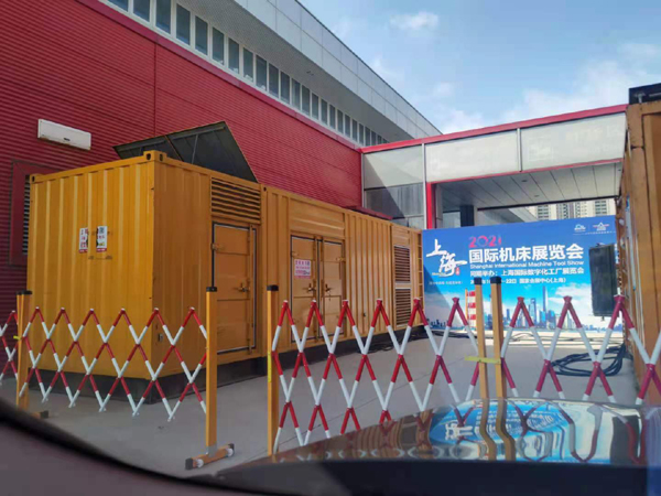 蒋湖农场发电车出租-发电机无电压或电压太低怎么办？
